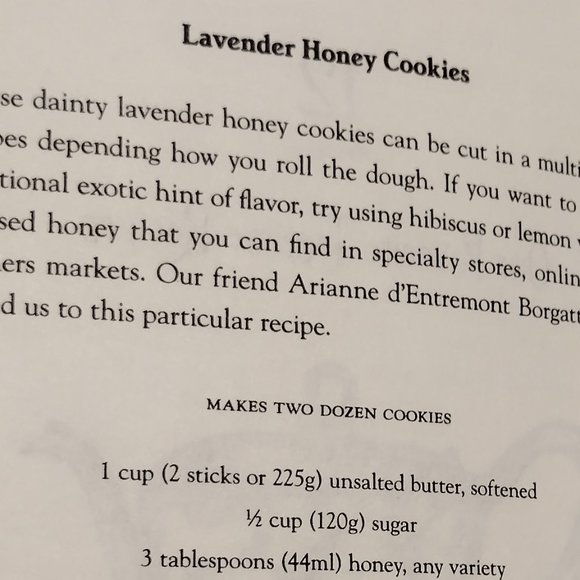 📚 Reading the Leaves: An Intuitive Guide to the Ancient Art and Modern... - Picture 8 of 9